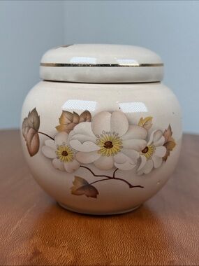 Sadler England Ginger Jar Vase with Lid Tan Brown Pink Floral Design